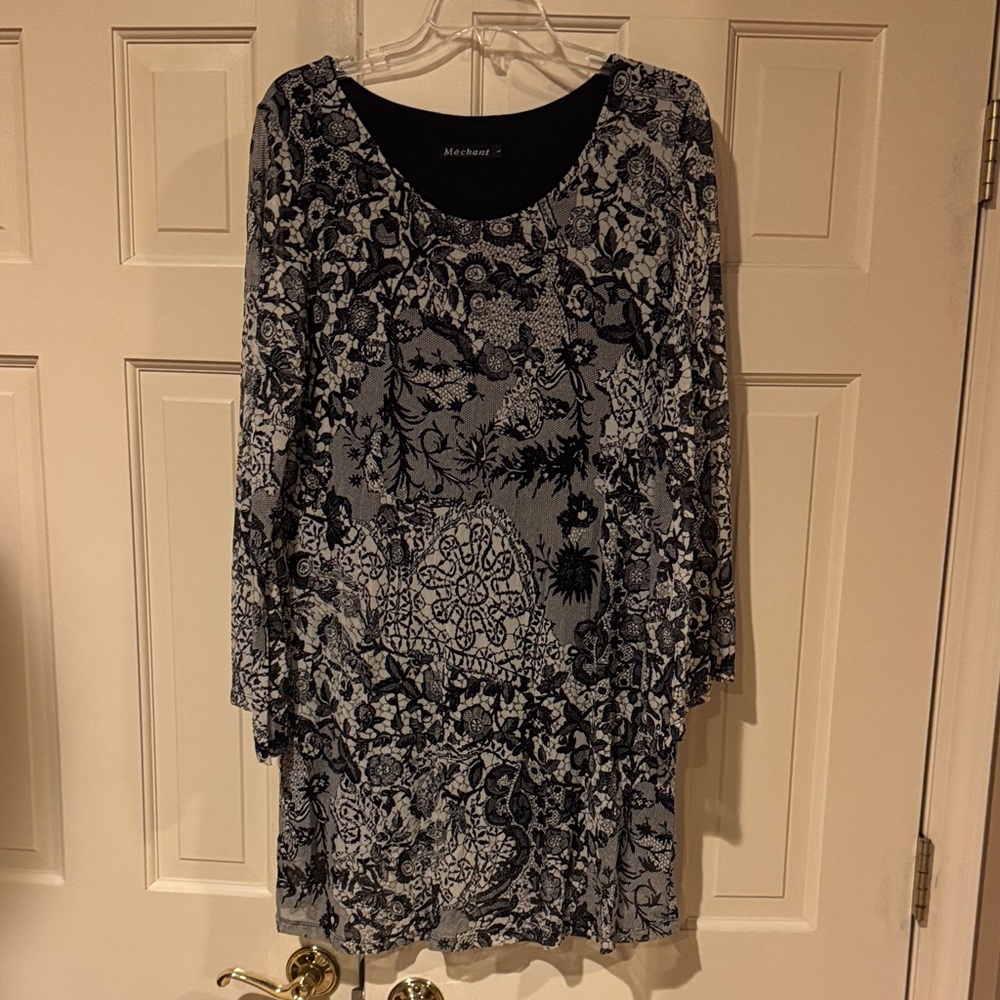 Mechant Black and White Long Sleeve Dress